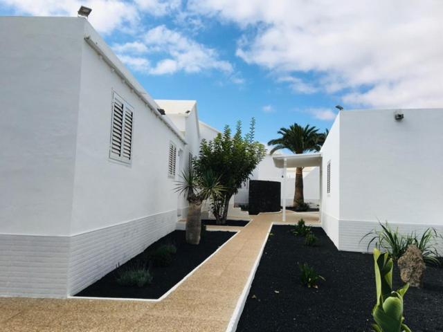 Apartamentos Anjomacar B Teguise  Extérieur photo